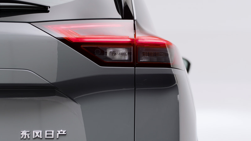 新型「エクストレイル」