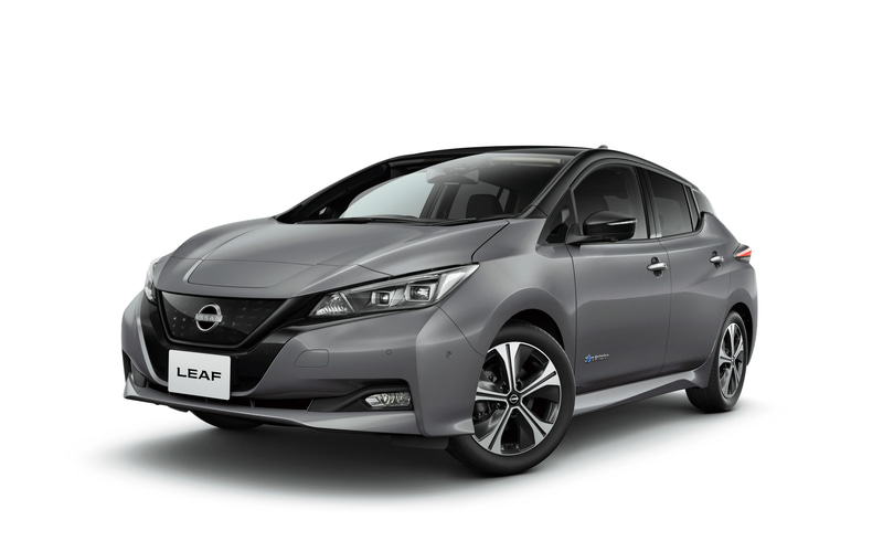 日産「リーフ」Gグレード：ボディカラー ステルスグレー／スーパーブラック 2トーン