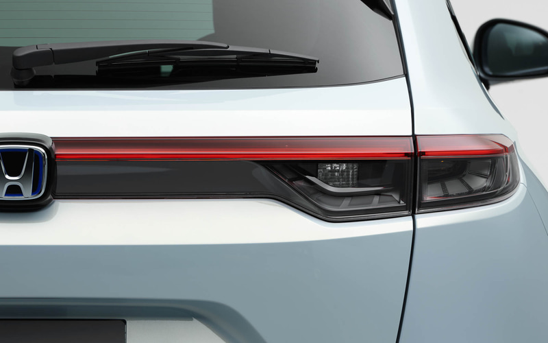 新型ヴェゼルのライトまわり