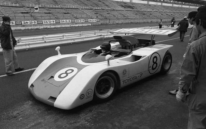 1969年ワールドチャレンジカップ・富士200マイルレース。優勝したトヨタ7（川合稔）8号車