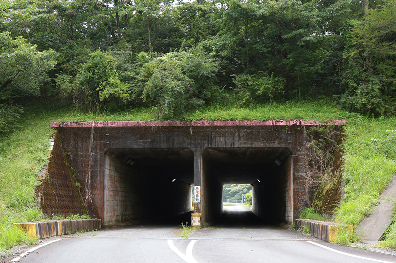 アウト側も当時の雰囲気がたっぷり残っている