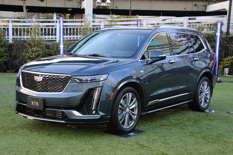 XT6のボディサイズは5060×1960×1775mm（全長×全幅×全高）、ホイールベースは2860mm、車重2110kg