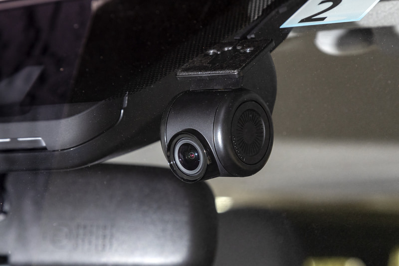 カメラも小型化と高性能化が進む