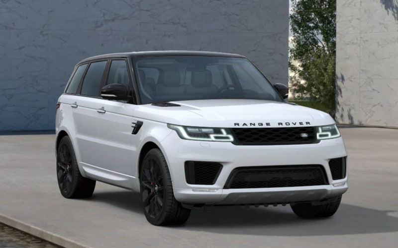 ボディカラーはフジホワイト。インテリアカラーはエボニー/アイボリーシート（エボニーヘッドライニング）