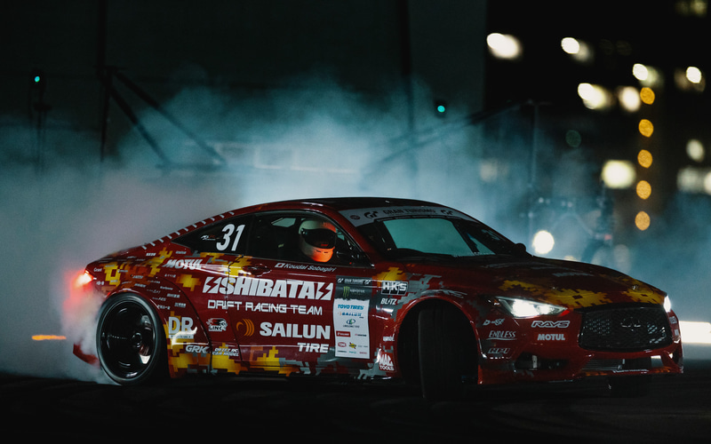 VR38DETT型エンジンを搭載するQ60