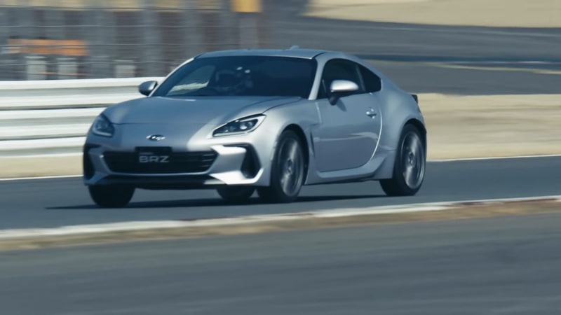 BRZの走行シーン