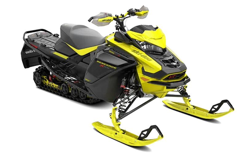 BRPのスノーモービル「RENEGADE X-RS」