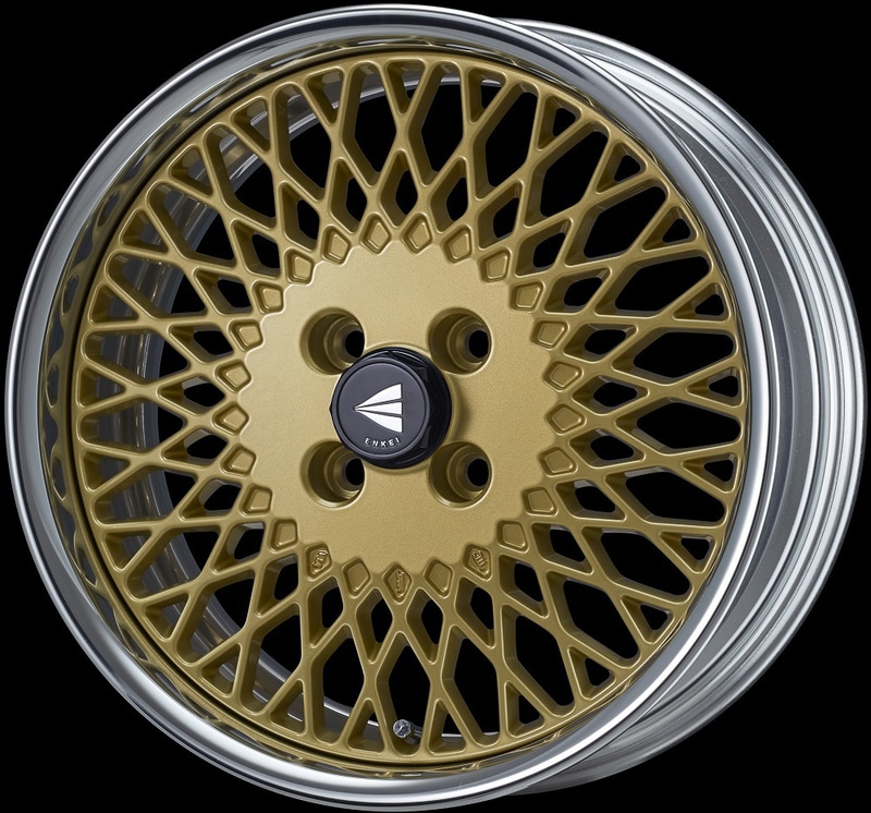 MESH4 Neoはゴールド、シルバー、ブラックの3色を設定（ディスクによってオリジナルのデザインを踏襲したセンターキャップか、主に軽自動車へのマッチングを考慮したフラットセンターキャップを採用）