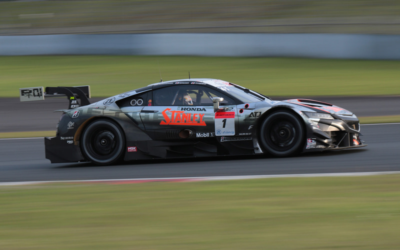 4位に入った1号車 STANLEY NSX-GT（山本尚貴/武藤英紀/牧野任祐組、BS）