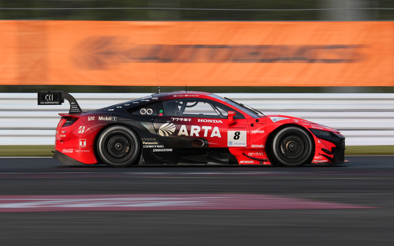 終盤トップを走行していながら黄旗追い越しのペナルティにより8位でゴールした8号車 ARTA NSX（野尻智紀/福住仁嶺組、BS）