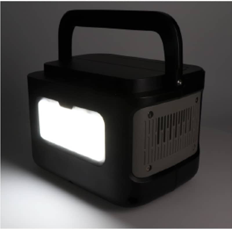 LED照明を搭載。持ち手も完備する