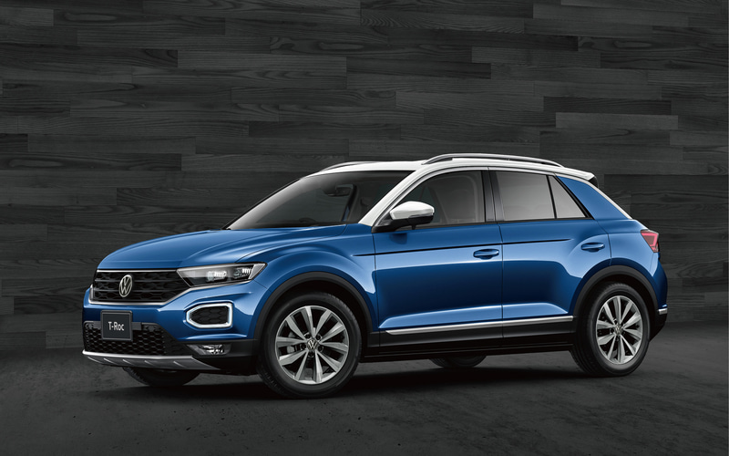 ラヴェンナブルーメタリックを選ぶと、インテリアがボディカラー同色系のブルーにカラーコーディネートされる