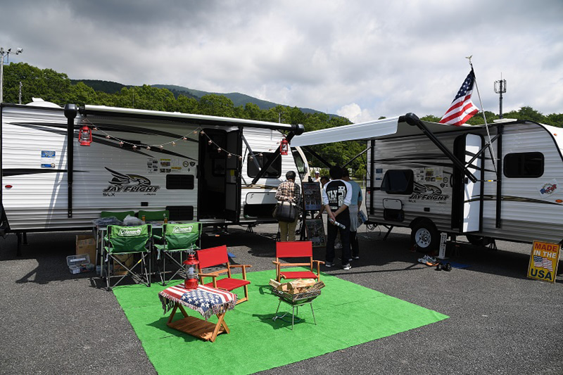 ［キャンピングカービレッジ］両日展示