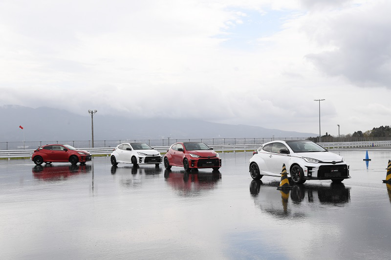 ［ちょこっとモビリタ］【受付】イベント広場TGRブース、場所：トヨタ安全運転センター「モビリタ」、時間：5月22日～23日、内容：①タイムトライアル、②走行データ計測プログラム