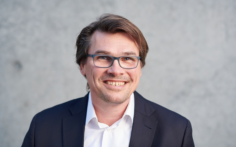 テキサス・インスツルメンツ オートモティブ・システム事業 ワールドワイド・オートモティブ・パワートレーン部門 ゼネラルマネージャ カール・ハインツ・スタインメッツ氏