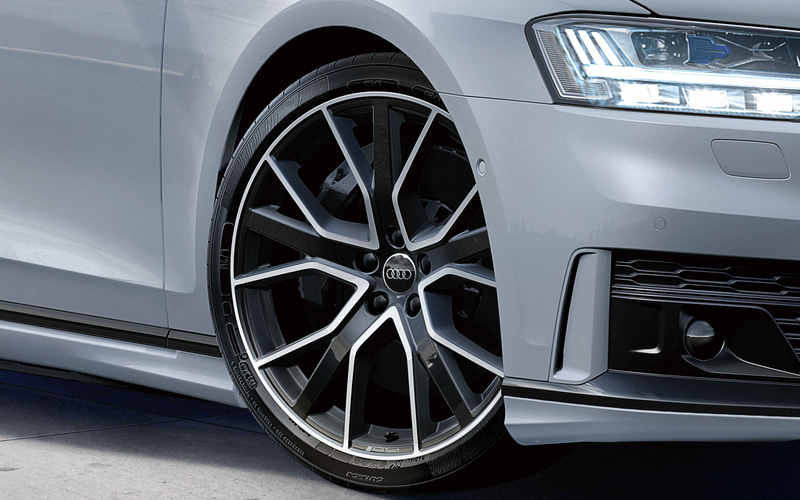 50台限定モデル「A8 Grand Touring limited」