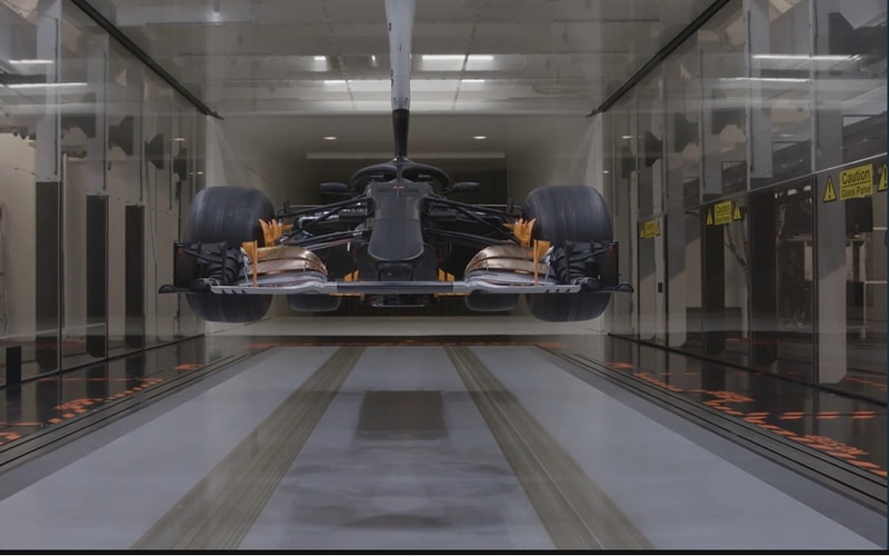 風洞と風洞に使われるクレイモデル