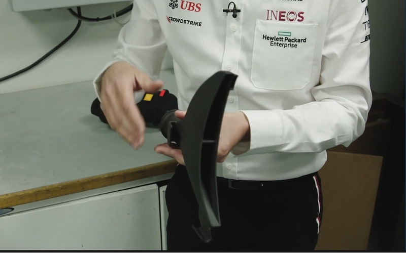 3Dプリンターなどを利用して部品が製造される