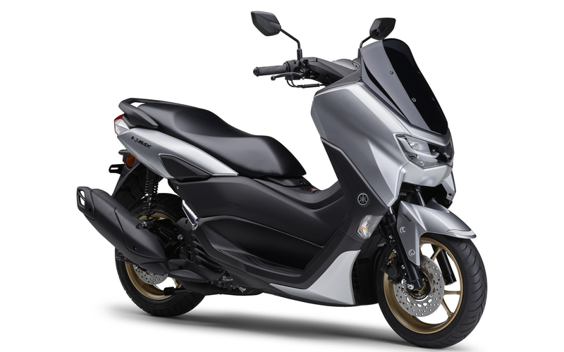 ホワイトメタリックB