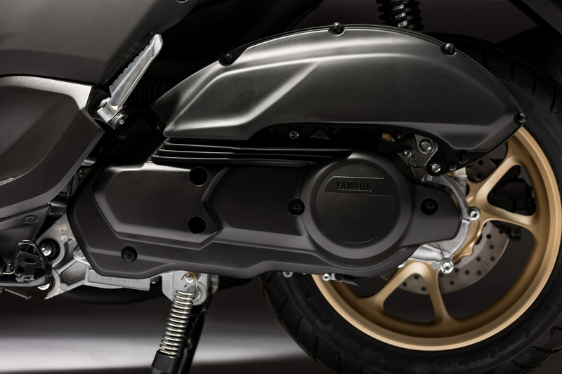 平成32年排出ガス規制適合の新「BLUE CORE」エンジン