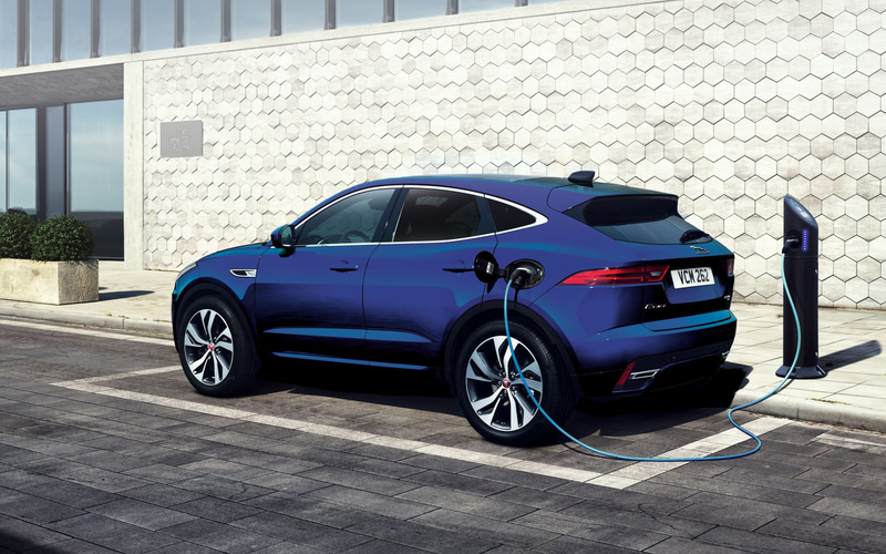 E-PACE PHEV LAUNCH EDITION