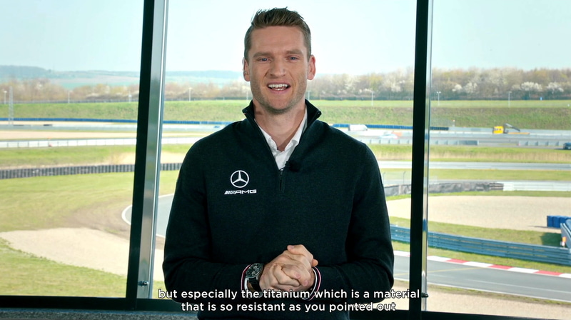 マロ・エンゲル選手の腕にはPilot's Watch Chronograph Edition“AMG”が