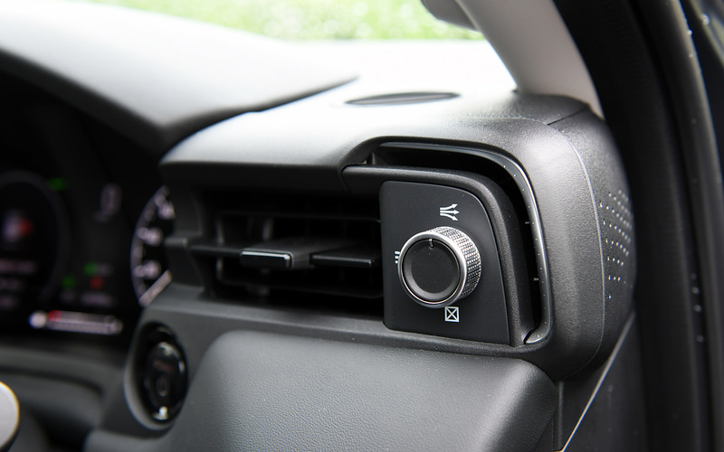 新採用の「そよかぜアウトレット」は全車標準装備