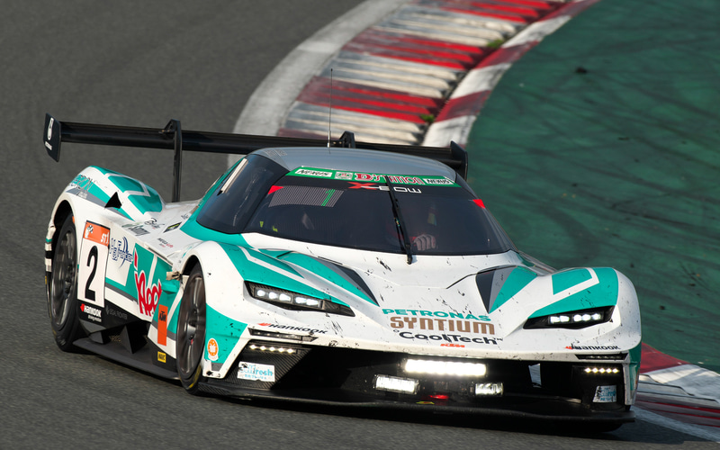 ST-1クラス優勝　2号車 シンティアム アップル KTM（飯田太陽/加藤寛規/小林崇志/吉本大樹/高橋一穂組）