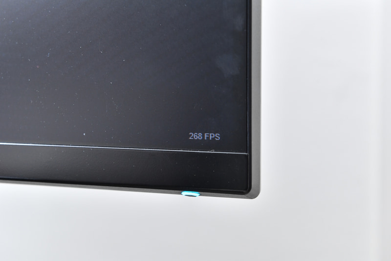 ゲームのフレームレートはディスプレイの性能（240Hz）を上回る