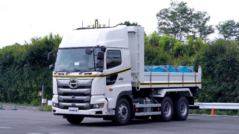 大型ダンプトラックによる自動運転（レベル4相当）の実証実験車両