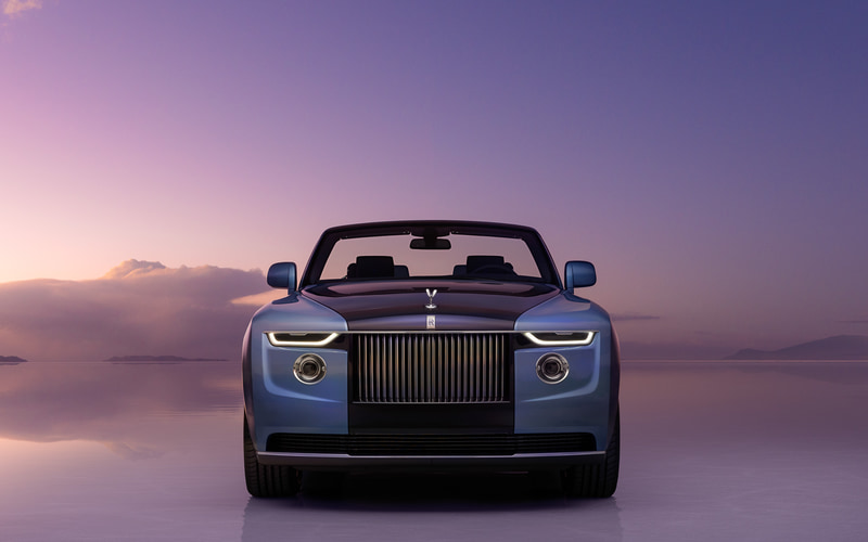 全体的にブルーでまとめられたロールス・ロイス ボートテイル