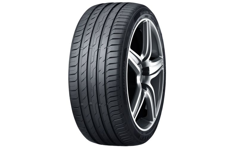 ネクセンタイヤのエヌフィラ スポーツ