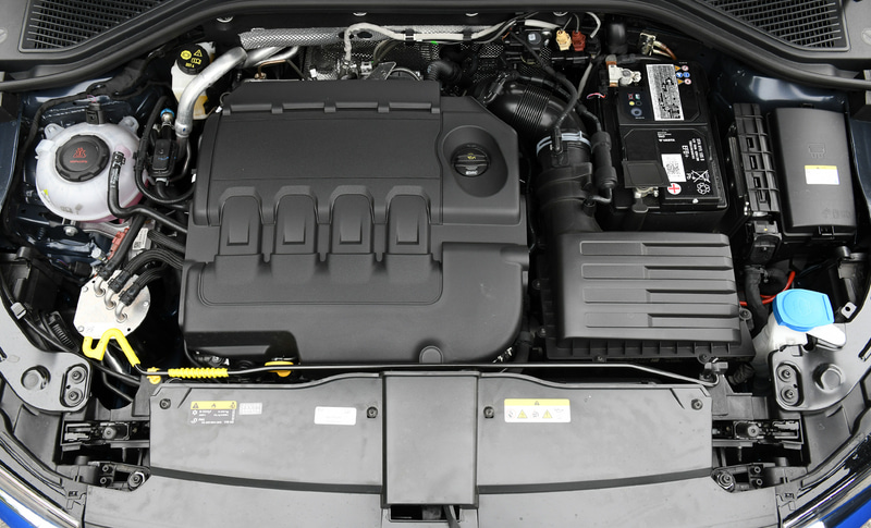 直列4気筒DOHC 2.0リッターディーゼルターボエンジンの最高出力は110kW（150PS）/3500-4000rpm、最大トルクは340Nm（34.7kgfm）/1750-3000rpmを発生。WLTCモード燃費は18.6km/L