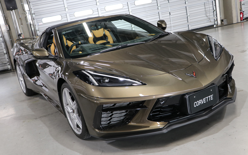 新型コルベット 右ハンドル仕様