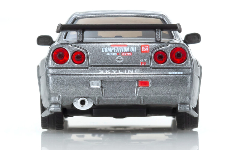 ミニカーサイズ：本体全長7.1cm。ミニカー素材：亜鉛合金、ABS樹脂、PVC（非フタル酸系）、ポリスチレン。ギミック：開閉機構なし