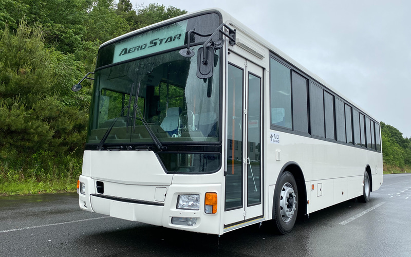 「エアロスター前扉仕様車」（撮影用特別仕様車）