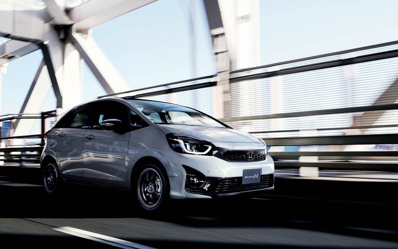 フィットとして初めて「Modulo X」が追加