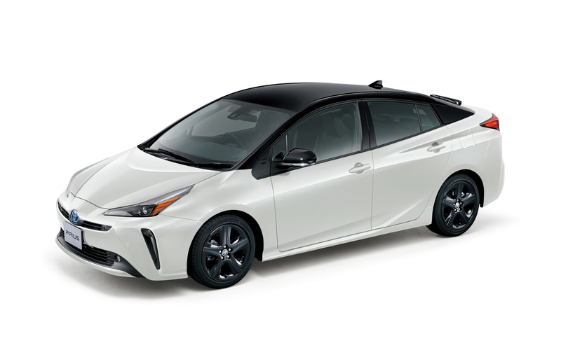 プリウス 特別仕様車 S“ツーリングセレクション・Black Edition”（2WD）（プレシャスブラックパール×プラチナホワイトパールマイカ）