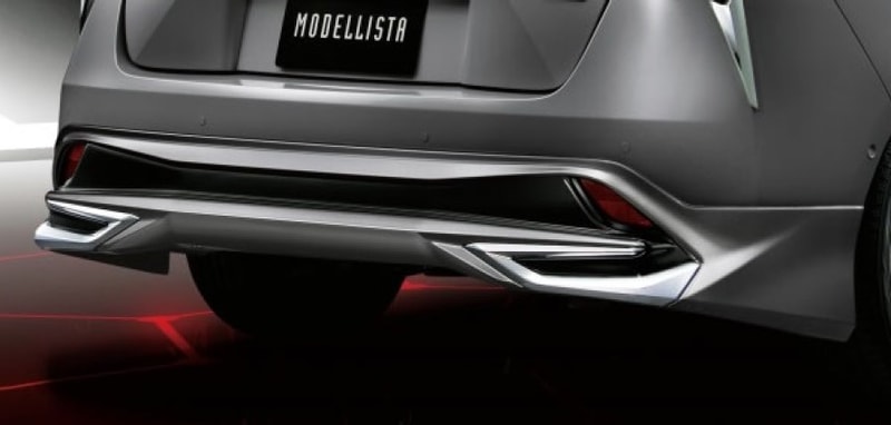 リアスカート（画像はグレーメタリック）は、素地が5万6100円、塗装済が6万2700円