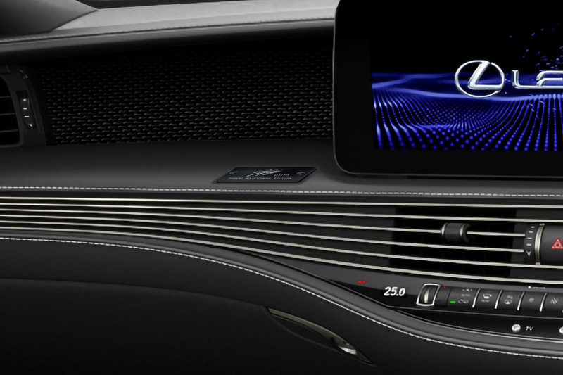 LS500h 特別限定車“HIDEKI MATSUYAMA EDITION”（テレーンカーキマイカメタリック）