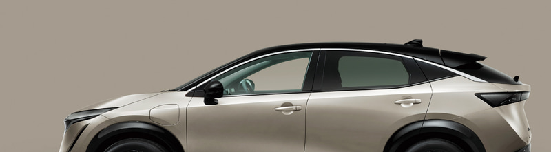 日産アリア limited 専用色 シェルブロンド/ミッドナイトブラック 2トーン