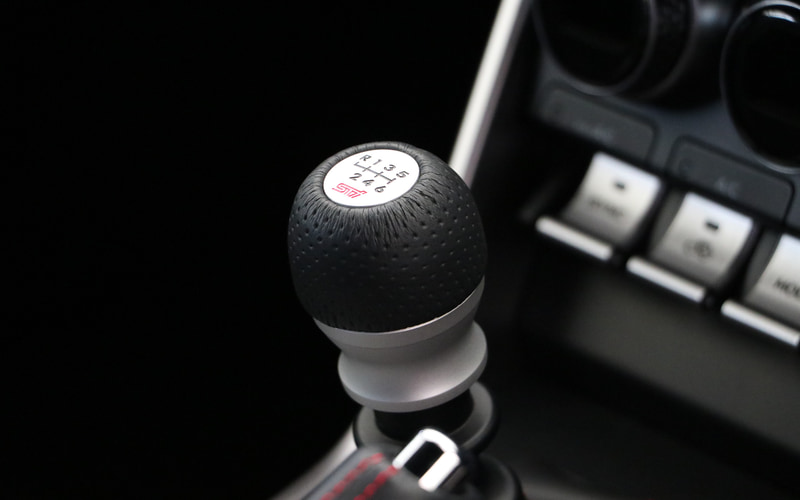 レザーシフトノブ