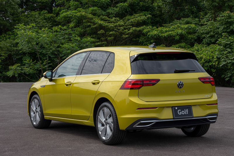 eTSI Styleは17インチアルミホイールと225/45R17サイズのタイヤをセット