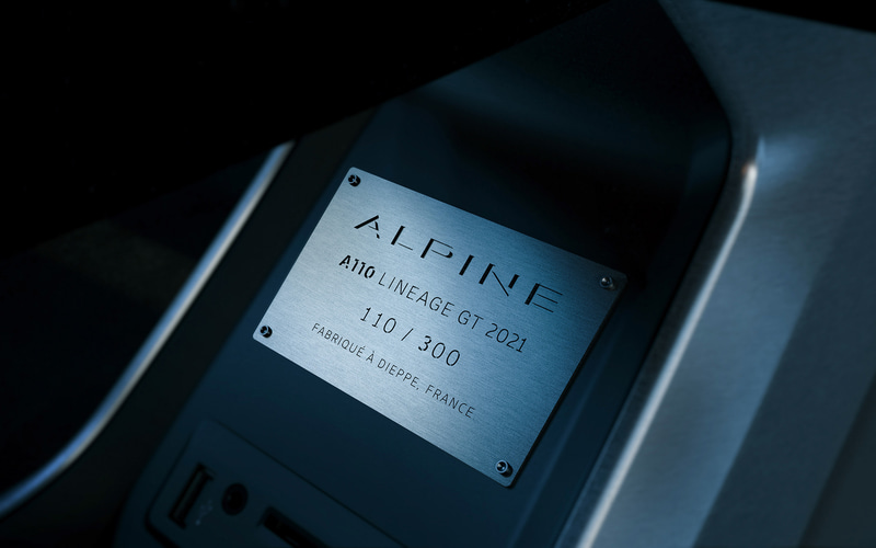 シリアルナンバー入り