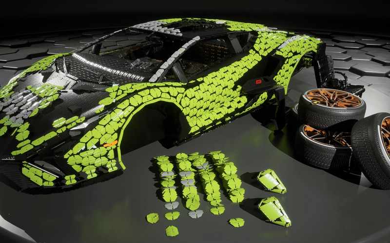 レゴで制作中のランボルギーニ「シアン FKP 37」
