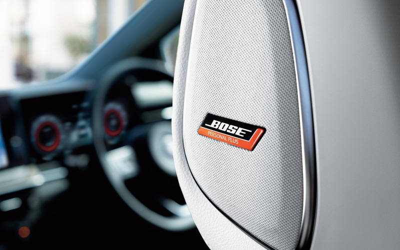 BOSEと共同開発した「BOSEパーソナルプラスサウンドシステム」
