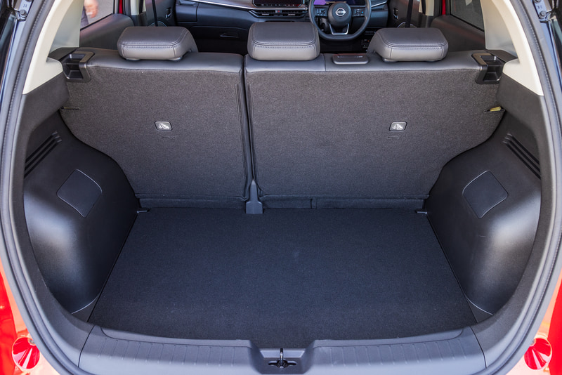 ラゲッジスペース