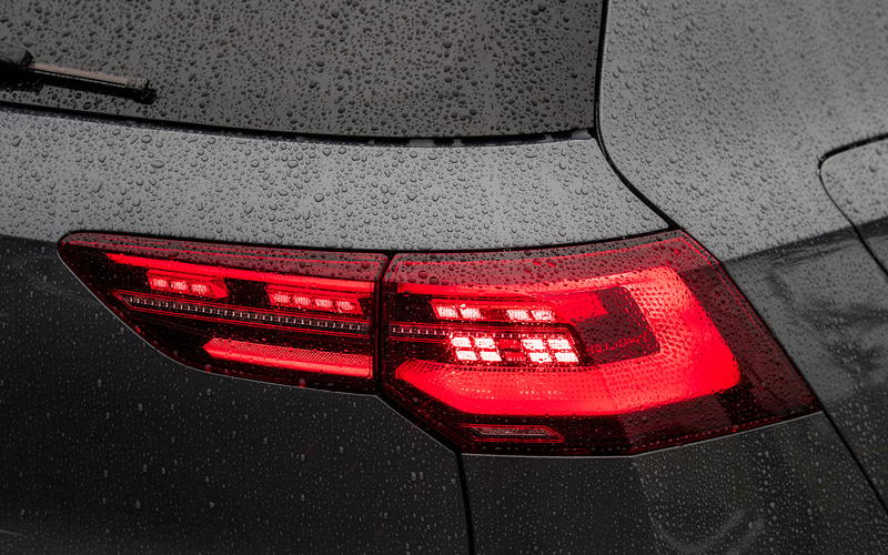 テクノロジーパッケージを装着するとテールランプもLEDになる