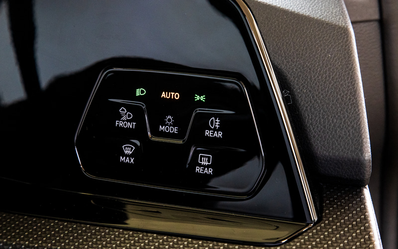 ライトスイッチも静電式