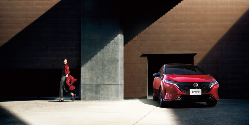 新型車「ノート オーラ」